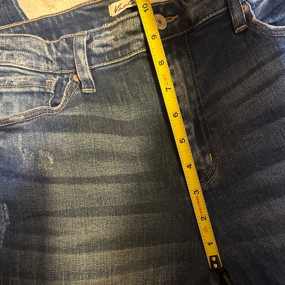 A122. KanCan Women's Distressed slim straight Jeans in Dark Blue - Picture 7 of 10